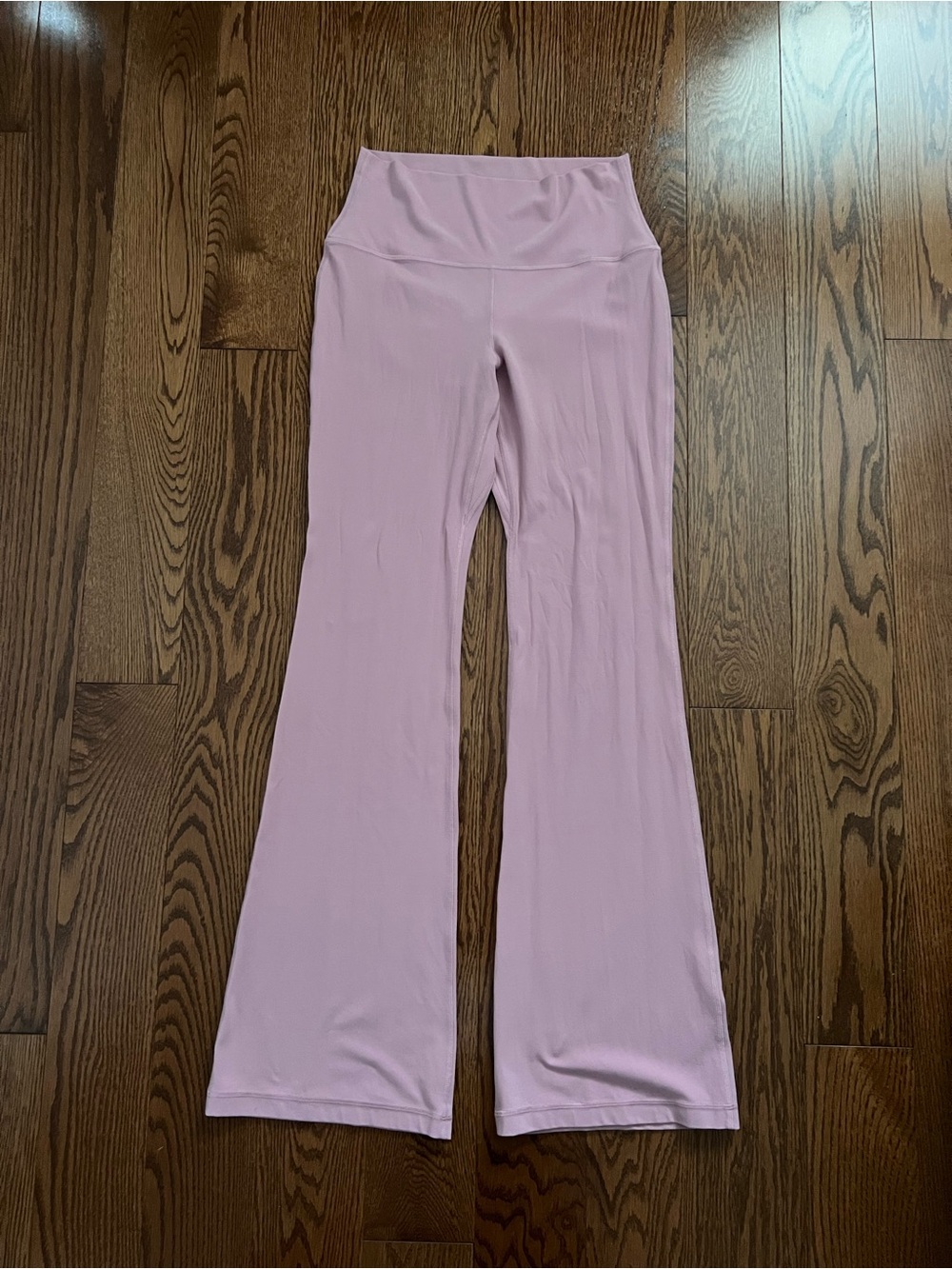 Aritzia Butter Cheeky High-Rise Flare Yoga Pants 💗